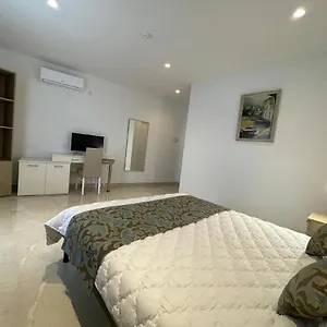 La Reggia Seaview Frühstückspension Marsaxlokk